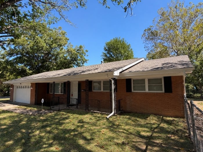 1005 South Russell Street, Skiatook