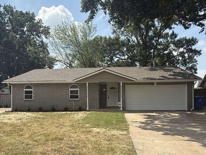 11802 East 62nd Place, Broken Arrow