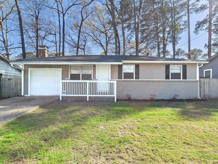 6921 Knollwood Road, Little Rock