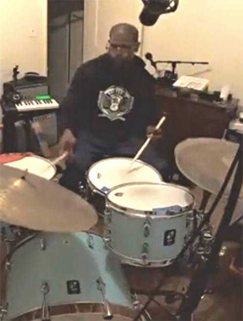 Derrick Snearl drumming