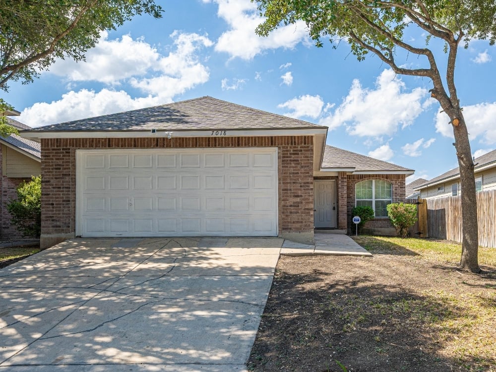 Featured image of house at Check out this newly renovated property in San Antonio. Over the past few years the city has seen a sharp incline in population and continues to illustrate a positive trajectory. The city is a key pillar in the Texas Triangle with Dallas and Houston, creating an economic output of $1.2 trillion with just under 20 million people.

Schedule a call to learn more about this property today.